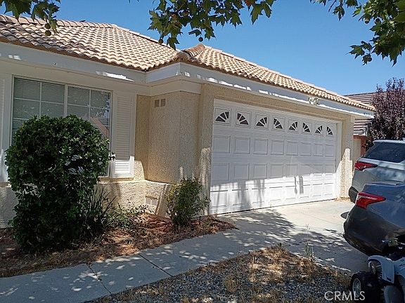 2nd image of 43525 Palos Way