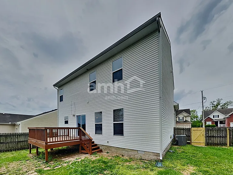305 Schoolhouse Ct — Photo 20