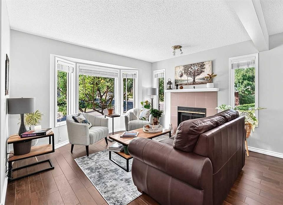 1st image of 114 NW Patina Park SW