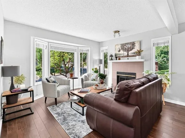 114 NW Patina Park SW, Calgary, AB T3H 3E1