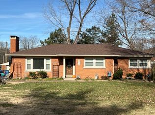 9716 Nordic Dr, Louisville, KY 40272