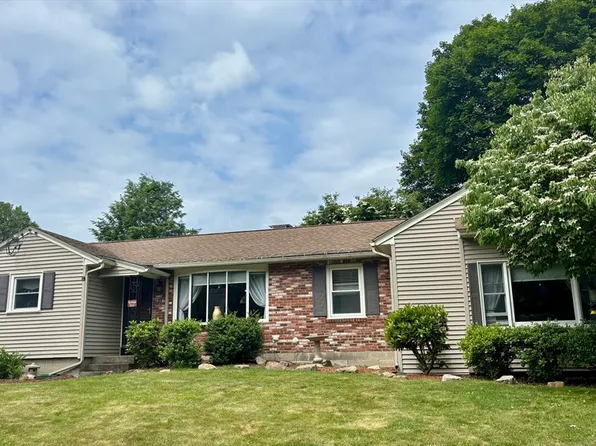 25 Bonnie View Dr, West Boylston, MA 01583