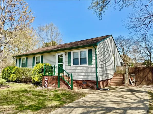 1552 Forest Cove Dr, Chesapeake, VA 23323