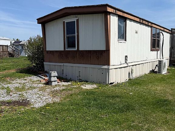 2nd image of 1024 Warm Spring Rd