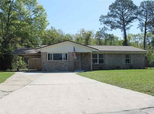 8 Usher Cir, Pensacola, FL 32506