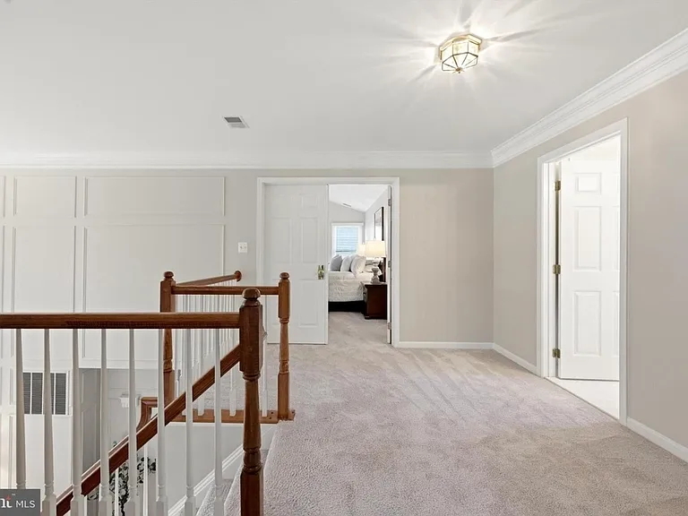 22806 Oatlands Grove Pl — Photo 60