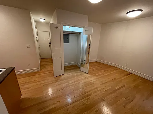 Rented by Array Property Group LLC  | media 11