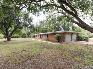 225A Valley Oak Dr, Schertz, TX 78154
