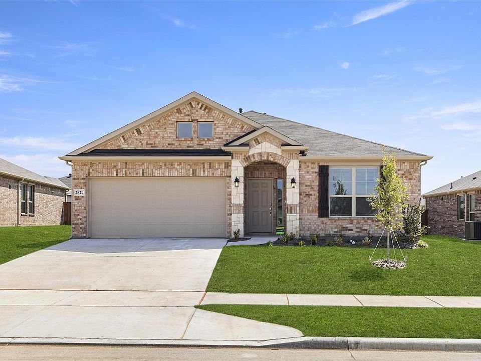 1st image of 2829 Rose Heath Ln