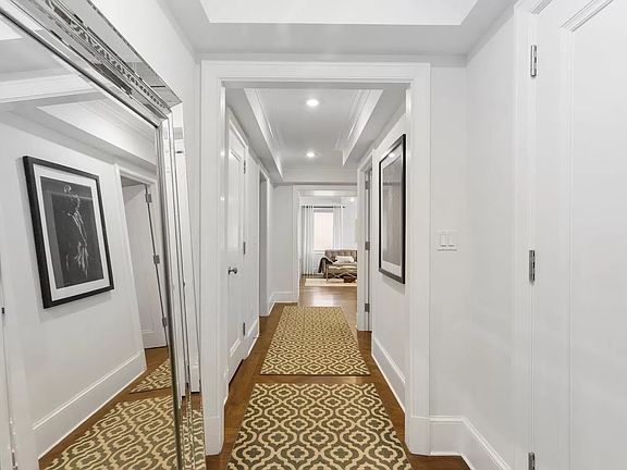 4th image of 530 Park Ave #2HX