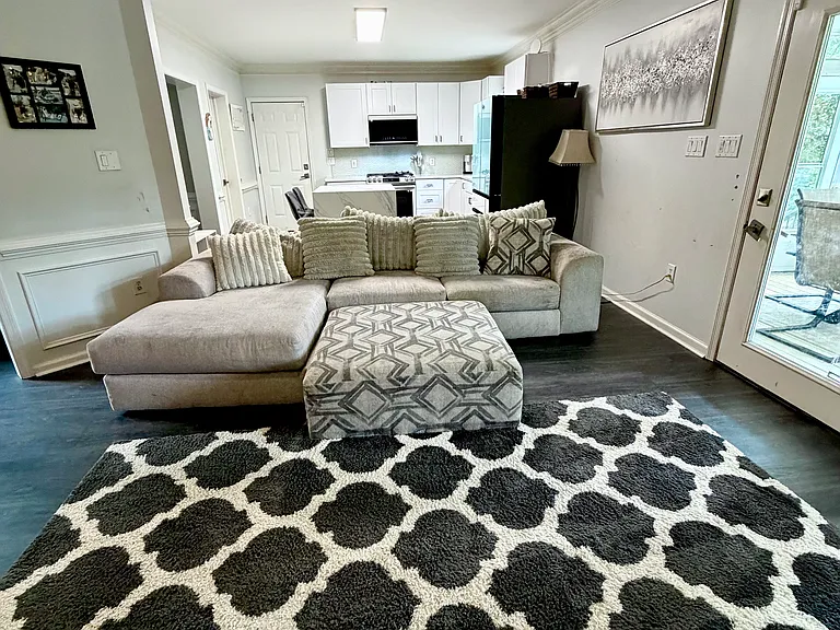 2204 Windy Woods Dr — Photo 9