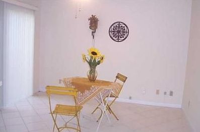 5th image of 349 Coral Dr