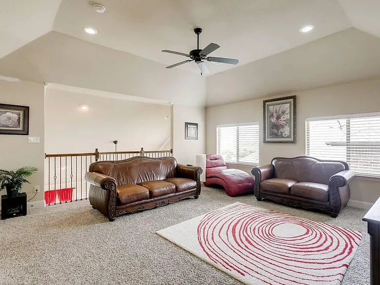 4119 Napoli Way — Photo 13