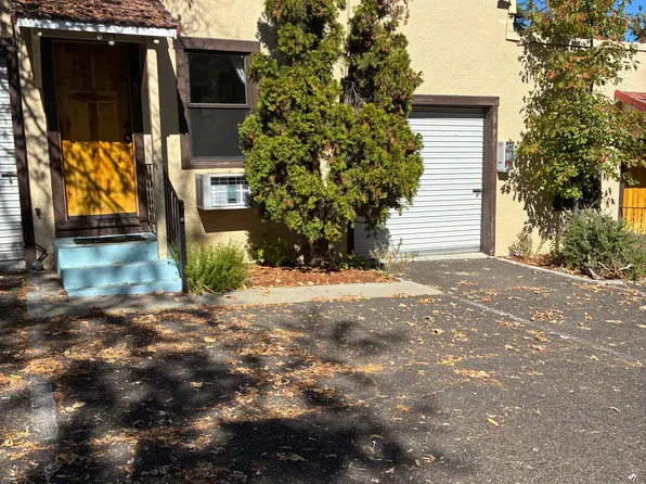 476 N Main St #5, Ashland, OR 97520