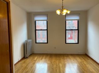 126 Norman Ave APT 2R, Brooklyn, NY 11222