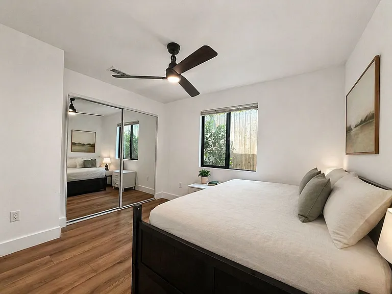 2822 1/2 Waverly Dr — Photo 11