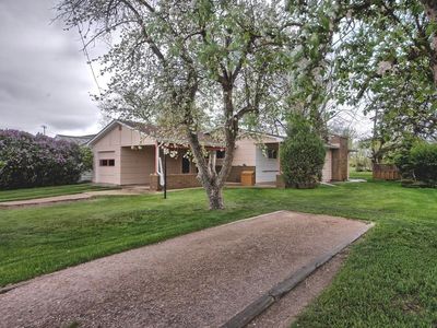 3219 Dover St, Rapid City, SD, 57702
