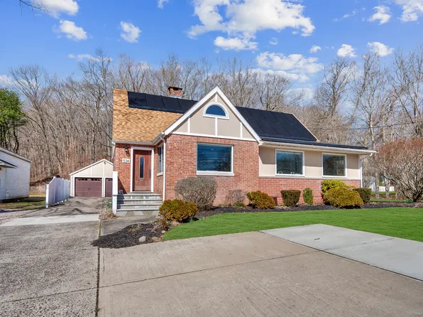 534 Foxon Road, North Branford, CT 06471