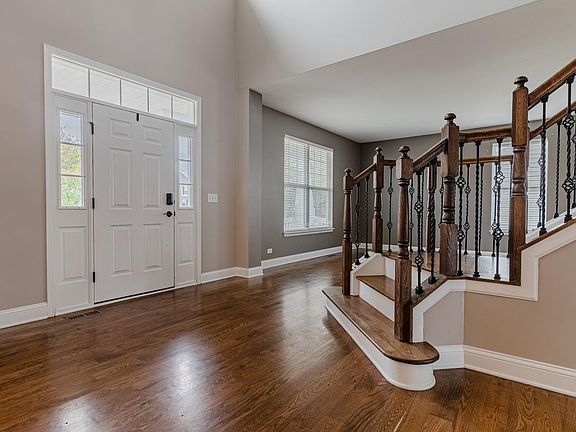 3rd image of 270 Sonora Dr