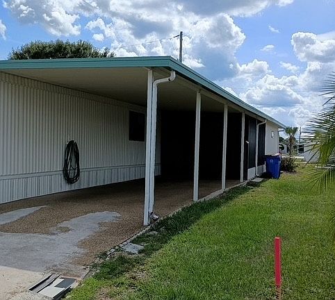 4th image of 30441 Sunshine Ln