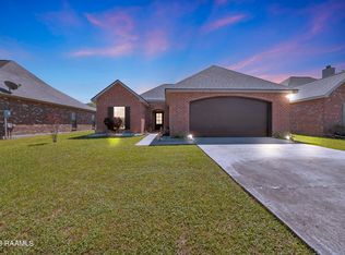 210 Harvest Pointe Cir, Lafayette, LA 70506