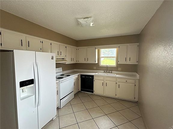 4th image of 4108-4110 S Crackerneck Rd