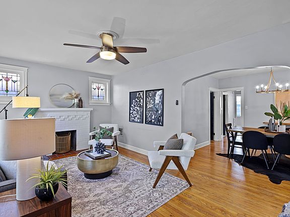3rd image of 4952 Tholozan Ave #1