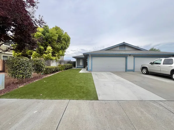 1180 Wilma Dr #A, Hollister, CA 95023