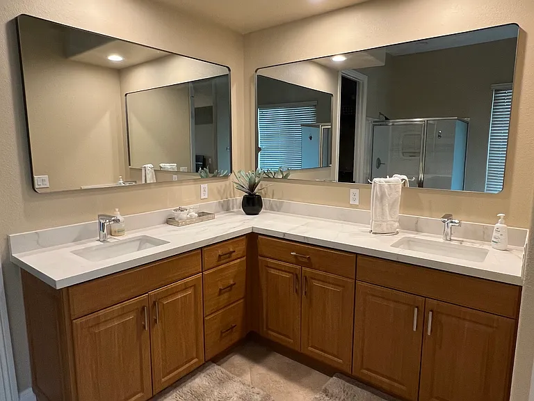 Master Batroom