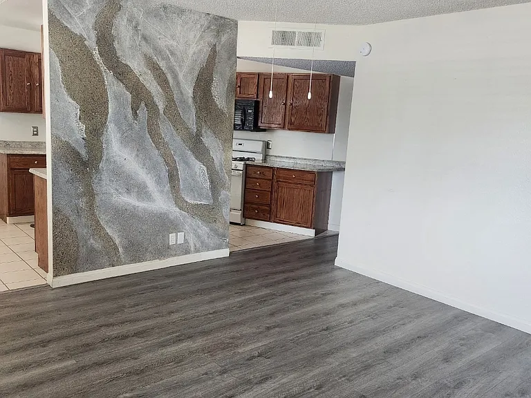 4814 E Harmon Ave — Photo 3