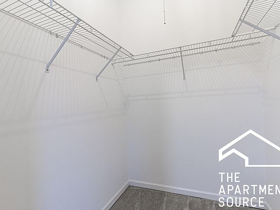 4th image of 2902 N Hoyne Ave #3