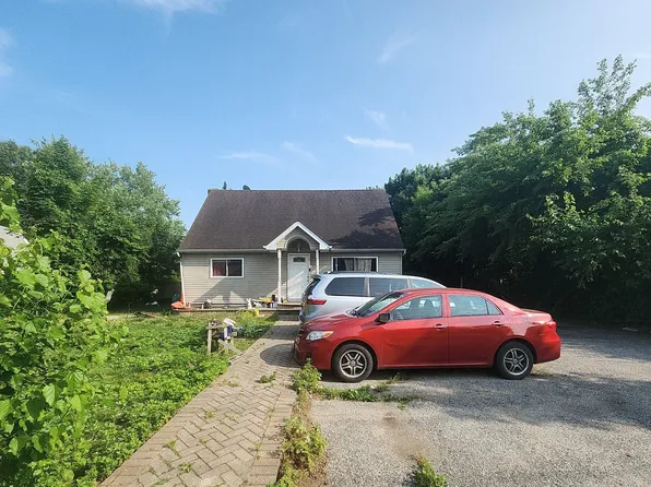 116 Suffolk Ave, Brentwood, NY 11717