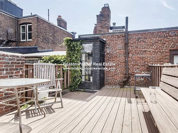 89 Myrtle St. #6 Boston - Beacon Hill Unit Photo 2