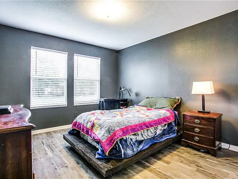 1517 Leeward Ln — Photo 23
