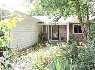3305 Ridgefield Rd, Lansing, MI 48906