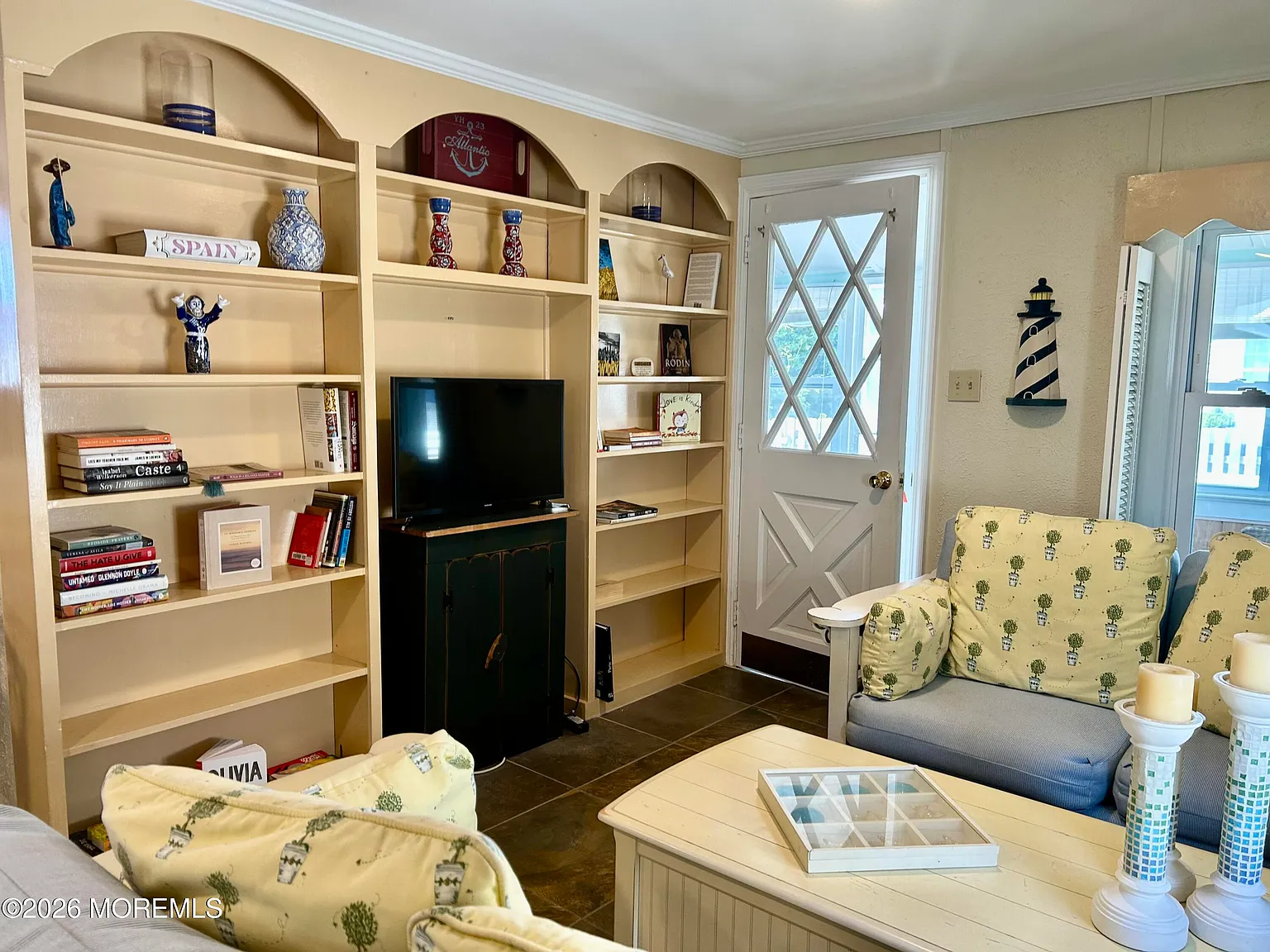 3 bed, 1.5 bath, 941 sqft, $2,700 — Photo 4