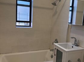 13230 Sanford Ave, Flushing, NY