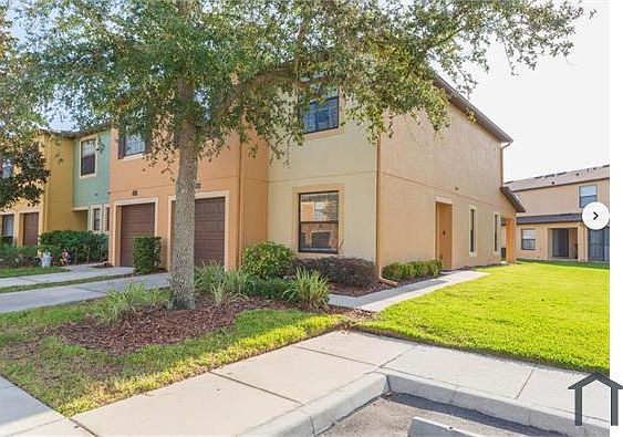 2nd image of 2642 Oleander Lakes Dr