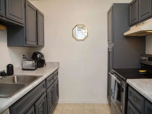 6239 Charing Cross Ln #2-B, Middleton, WI 53562