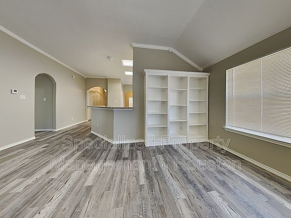 2nd image of 22864 Lantern Hills Dr