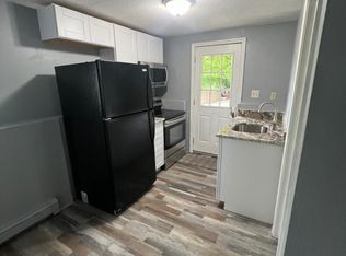 494 S Main St #1, Manchester, NH 03102