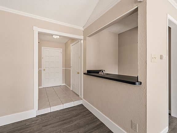 2nd image of 328 Anita Ave