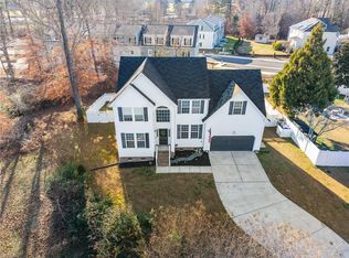 1004 Hillpoint Rd, Suffolk, VA 23434