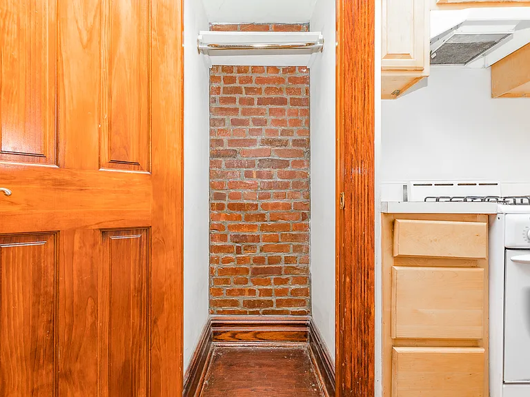 1079 Broadway #2B — Photo 13