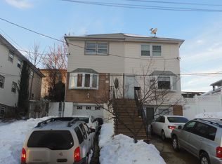 133 Kramer St, Staten Island, NY 10305