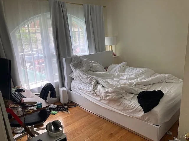 534 Beacon St — Photo 6