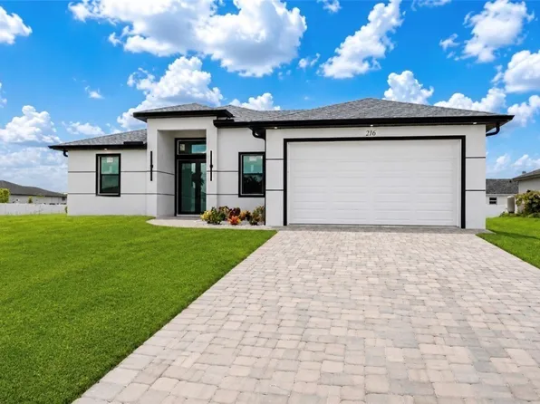216 NW 10th Ter, Cape Coral, FL 33993