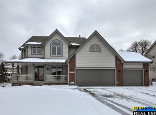 16315 M St, Omaha, NE 68135