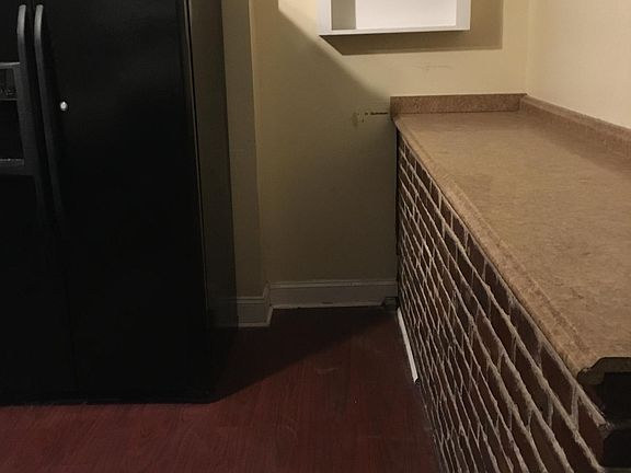 4th image of 309 W South St