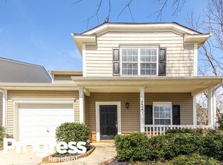4604 Meadowfield Rd, Charlotte, NC 28215